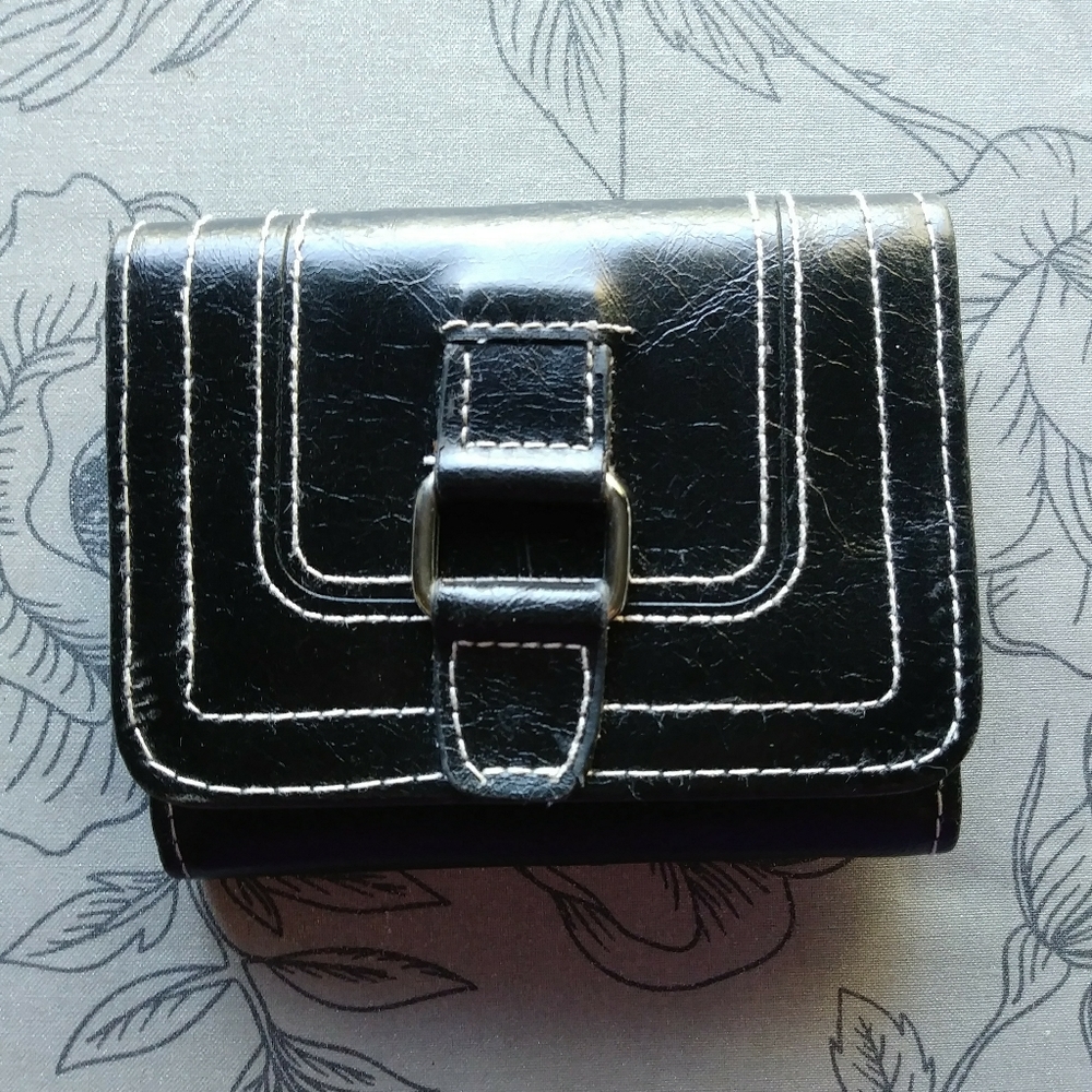 🛑LAST CHANCE🛑WHITE STAG Black Tri-fold Wallet - Picture 5 of 14
